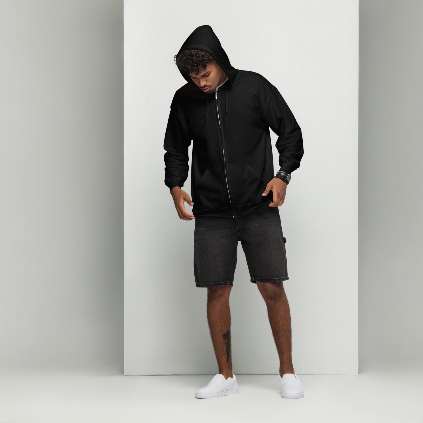 .Unisex heavy blend zip-up hoodie.